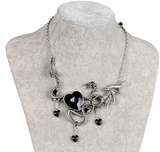 plastron dragon necklace black